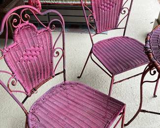 47	$68.00 	Bistrot set purple 3 pieces 
