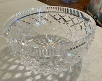 38 $44.00 Waterford crystal bowl 8x 3/12