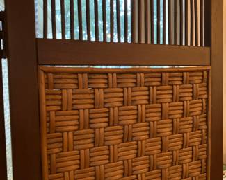 22 $180.00 Screen wood 60Wx72T