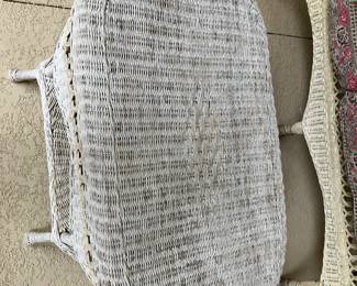 51	$180.00 	4 pieces cream wicker set 
