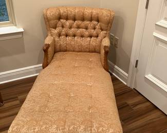 12 $200.00 Lounge chair 59x29x33