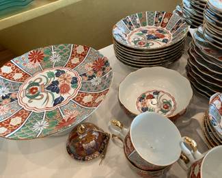 82 $150.00 Arita Imari Fan Porcelain China