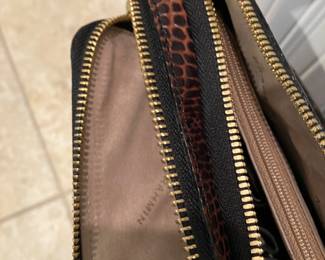 93	$80.00 	Brahmin Crossbody Bag
