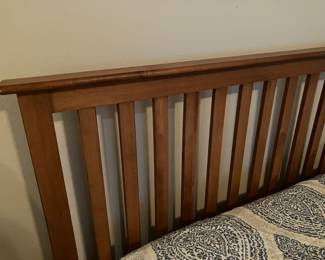 3 250/$350 King size bed ($250) with brand new mattress ($350)
0