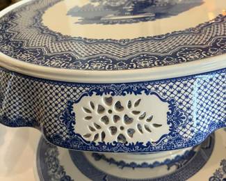 #80 $100.00 Spode Blue Room Collection Cake Stand and Plate
