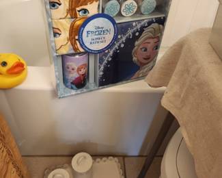 bathroom decor