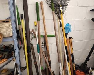 Lawn & Garden Tools