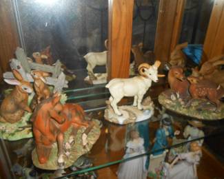 Animal Figurines.... 