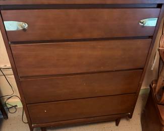 MCM bedroom suit , chest dresser & full size headboard & foorbiar $650