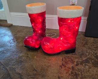 14.5in tall Santa 'lit' Boots