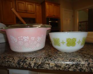 Pyrex Pink Gooseberry / Anchor Hocking Fire King Dutch Clover -1960's