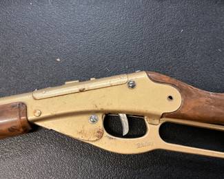 Daisy Golden Eagle Model 1405 Lever Action Rifle BB Gun
