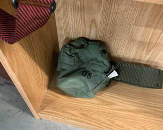 US Military Canteen Cover w/Belt