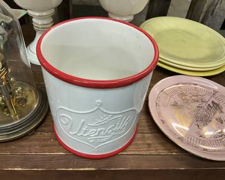 Pioneer Woman Ceramic Utensil Holder