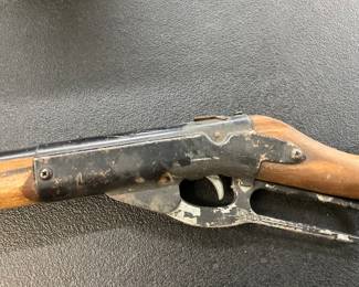 Daisy Powerline Model 860 BB Pellet Gun