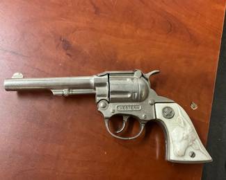 Hubley Sure Shot Western Cap Gun