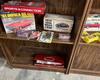 Car Model Kits & Die Cast Cars