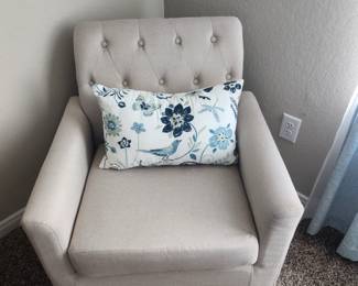 Arm chair
