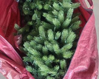 6.5 ft Balsam Hill Christmas Tree . Pre-lit . Woodland Spruce . Clear lights. Easy to assembly.