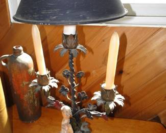 Floral style lamp