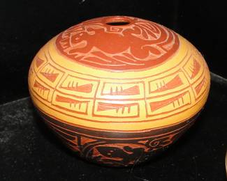 Garcia Laguna pottery