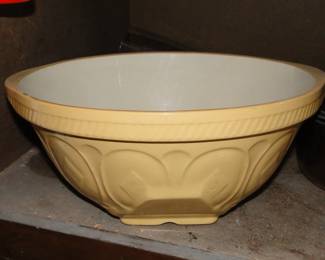 Gripstand TG Green Yellow ware bowl