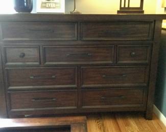 9 Drawer Dresser
