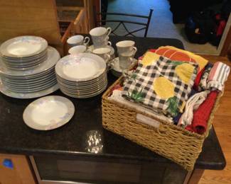 Dinnerware & Kitchen Towels