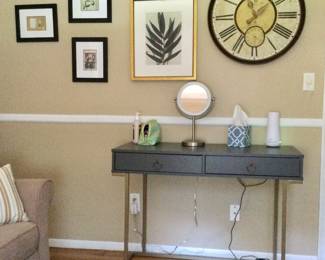 Writing Desk w/2 Drawers