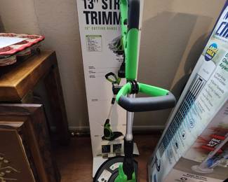 Electric weed trimmer - used only once