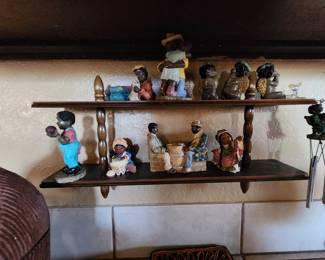 Small black figurines