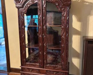 Ornate curio cabinet baroaque style