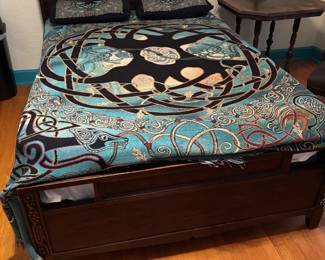 Matching bed to antique oak bedroom set