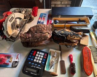 baseball gloves saw tools