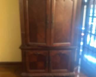 Broyhill beautiful armoire