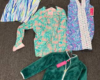 $50 shipped each
Medium dress
Large button down
Size 12 blue shift
Medium kids 6-7 fleece