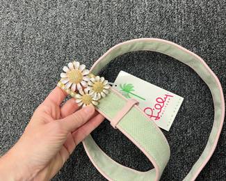 Belt
Large nwt
$60