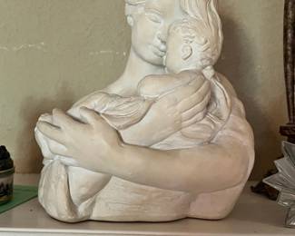 MOTHER AND BABY STATUE 