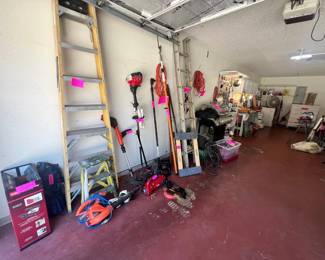 garage left