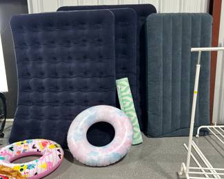 Air mattress, floats