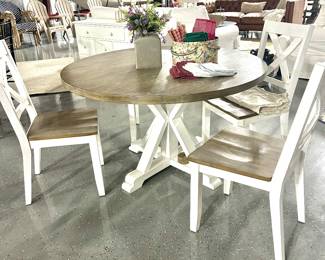 Round Farmhouse dining table 4 chairs