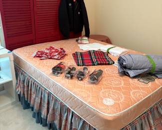 Clean full size mattress and boxspring subject to pre-sale on Marketplace. Can be sold here early also. 100.00