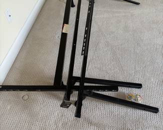 Full size, but adjustable to queen or king size bed frame.