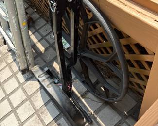 Sno Wovel - wheeled snow shovel 