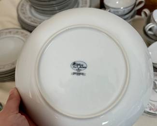 Mikasa Rosebud china 