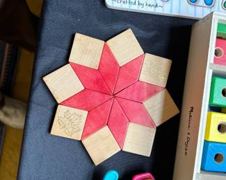 Niagara Falls Canada wooden star "maple leaf" trivet 