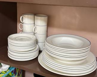 White with Blue Rim Dinnerware 