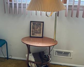 side table with lamp 