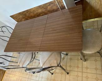 mid century formica dining table with 4 bistro chairs  