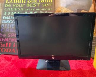 Smaller HP flat screen